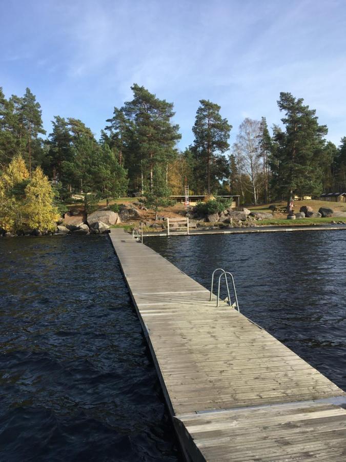 Bjoerkholm - Villa In Målilla Eksteriør billede