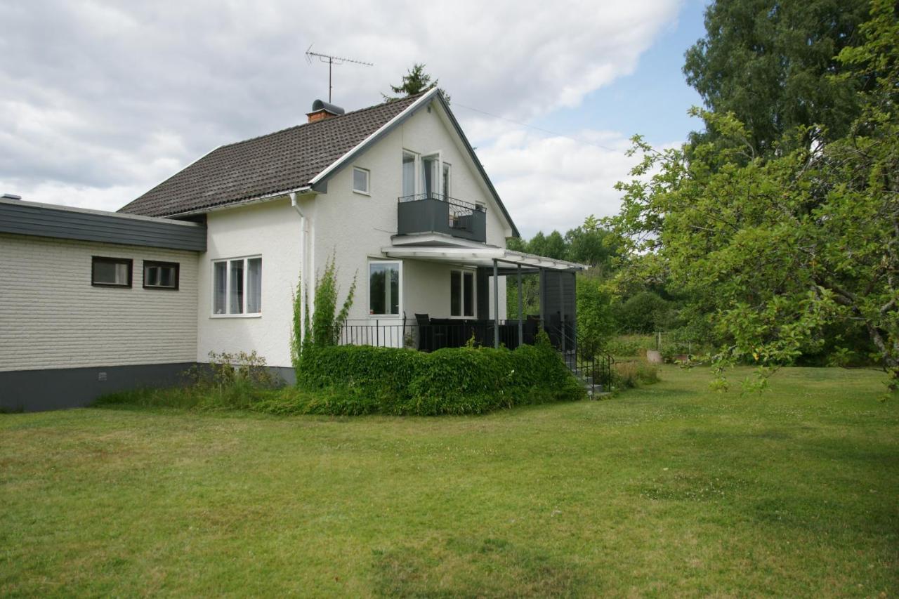 Bjoerkholm - Villa In Målilla Eksteriør billede