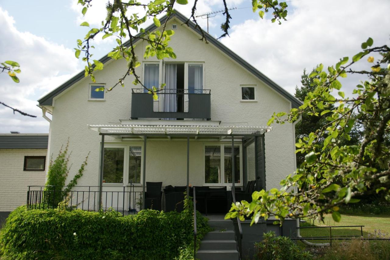 Bjoerkholm - Villa In Målilla Eksteriør billede