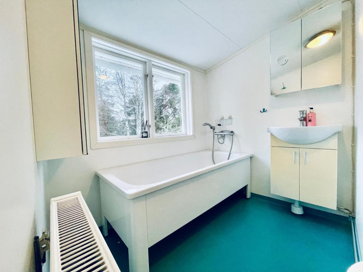Bjoerkholm - Villa In Målilla Eksteriør billede