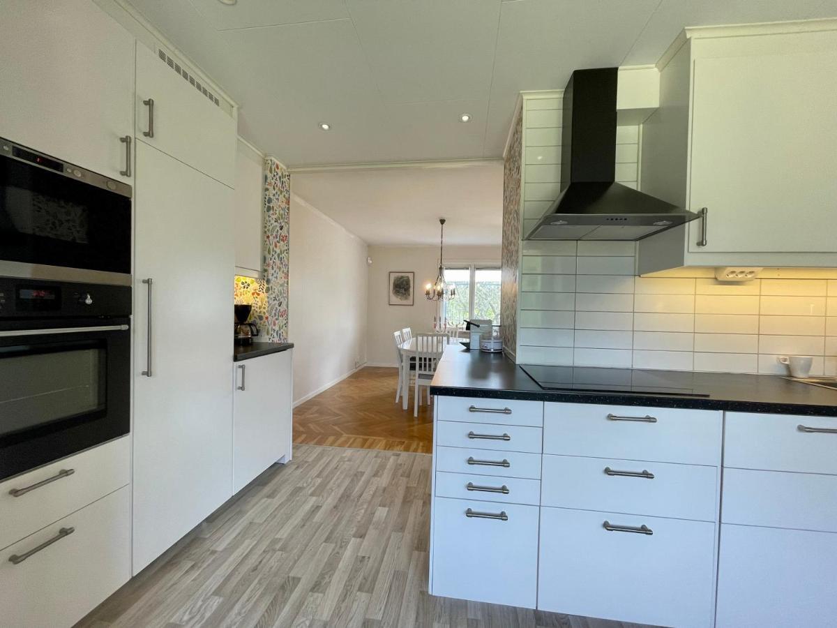 Bjoerkholm - Villa In Målilla Eksteriør billede